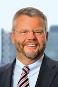 Professor Klaus-Peter Naumann. Sprecher des Vorstands des IDW.