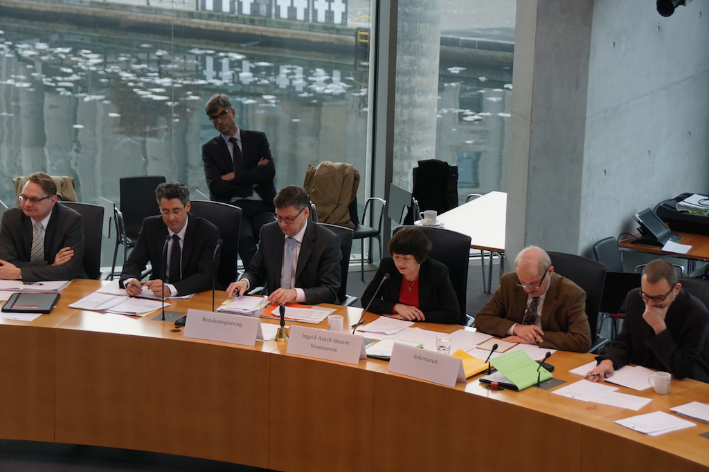 Anhoerung im BT-Finanzausschuss zur Umsetzung von OGAW-V in nationales Recht am 11. Januar in Berlin. Foto: Bruess.