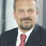 Dr. Uwe-Langohr-Plato.